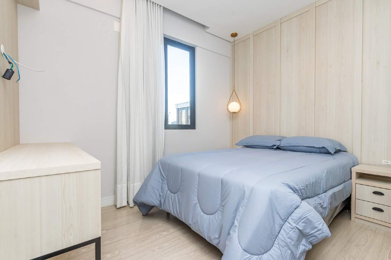 Apartamento à venda no Pioneiros: 