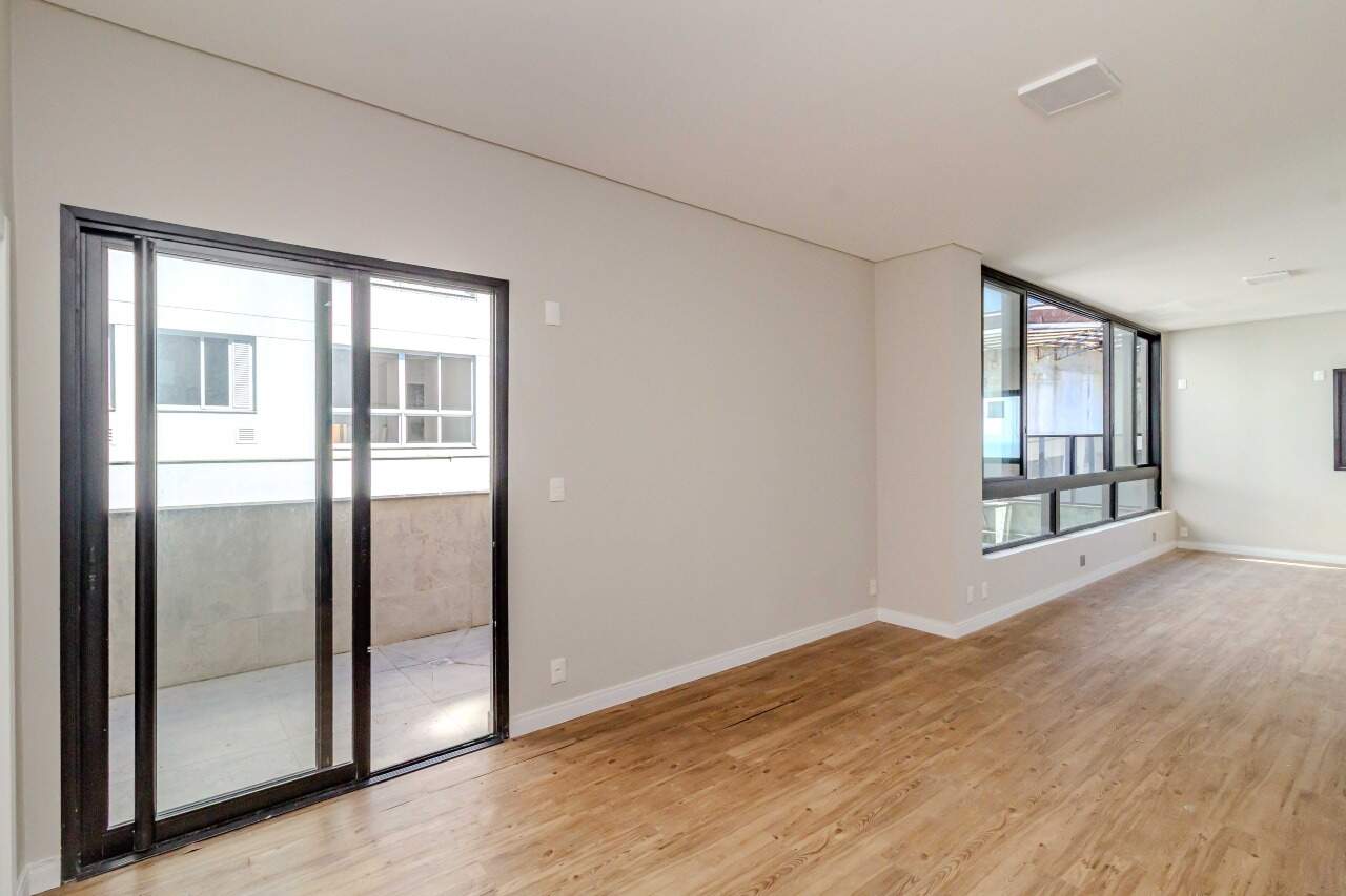 Cobertura à venda no Fazenda: 