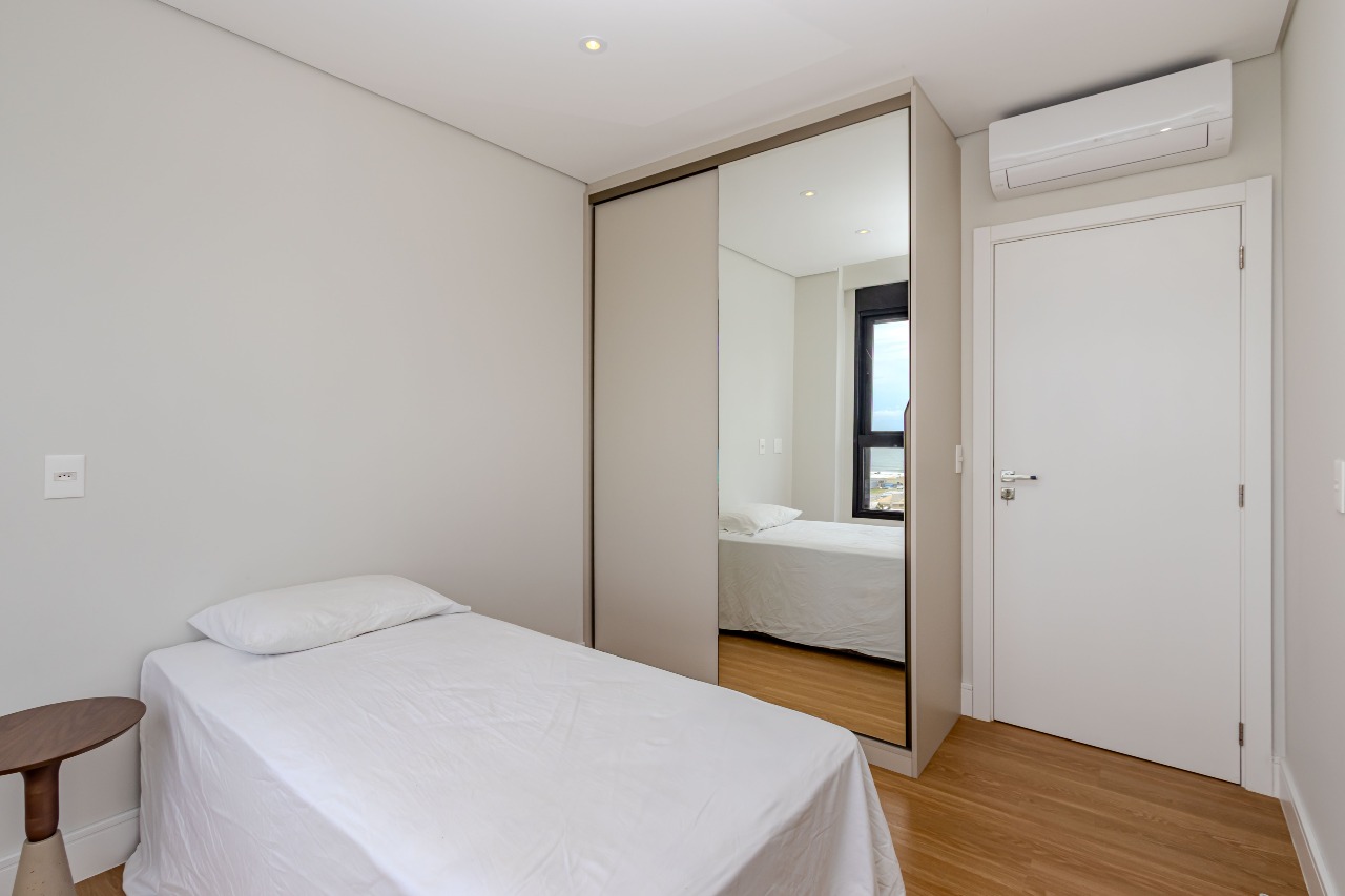 Apartamento à venda no Praia Brava: 