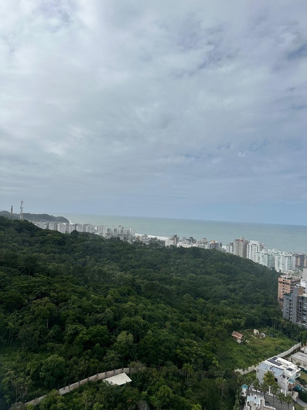 Apartamento à venda no Praia Brava: