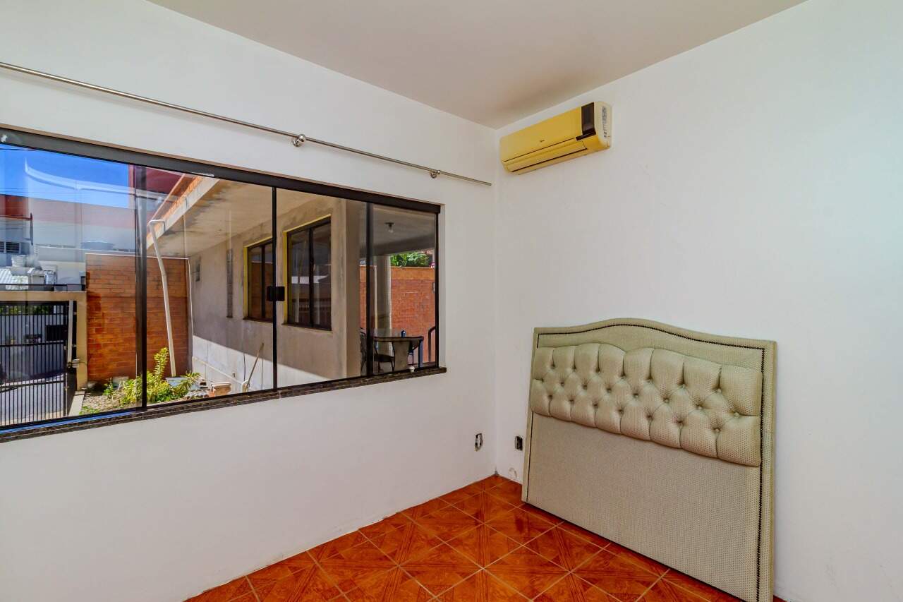 Casas à venda no Fazenda: 