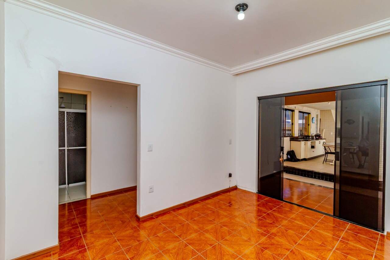 Casas à venda no Fazenda: 