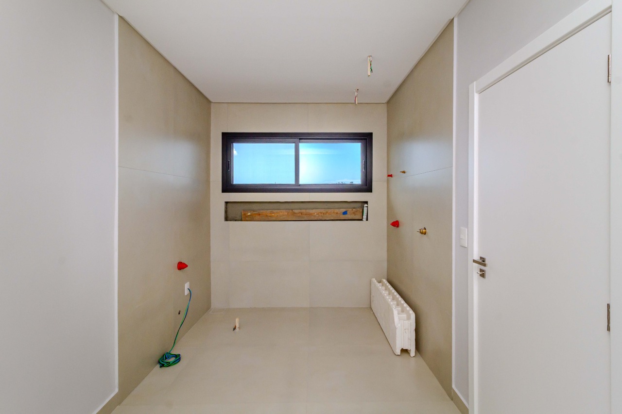 Casa de Condomínio à venda no Centro: 