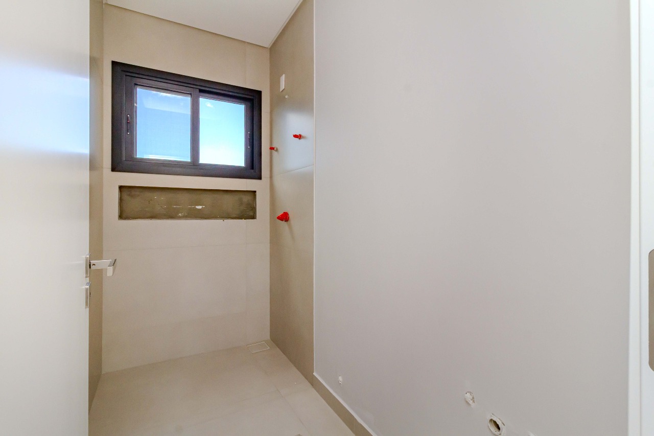 Casa de Condomínio à venda no Centro: 