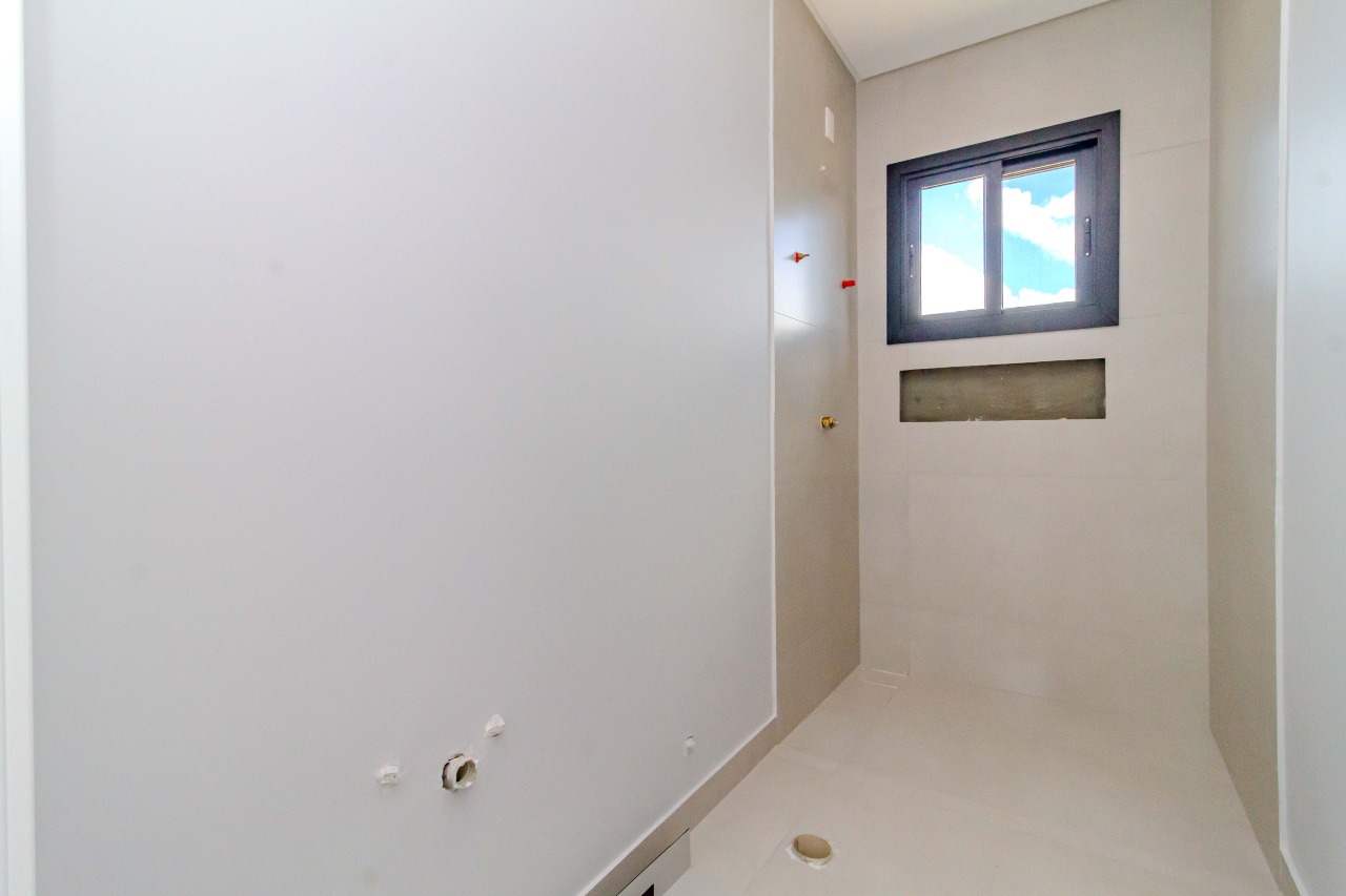 Casa de Condomínio à venda no Centro: 