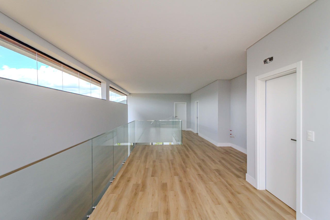 Casa de Condomínio à venda no Centro: 