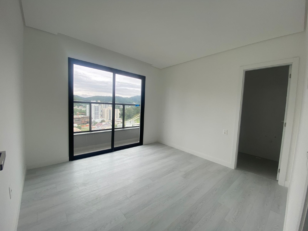 Apartamento à venda no Praia Brava: 