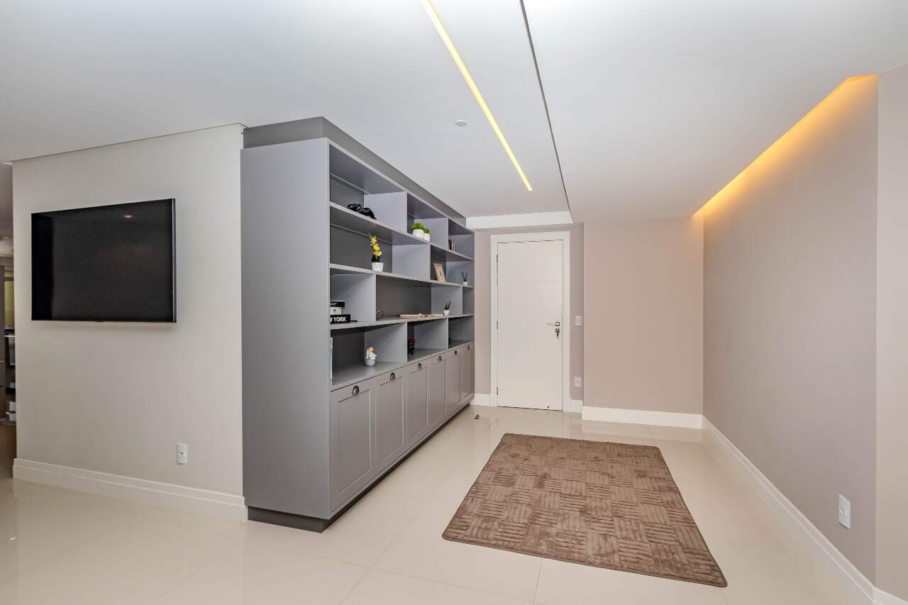 Apartamento diferenciado à venda no Pioneiros: 