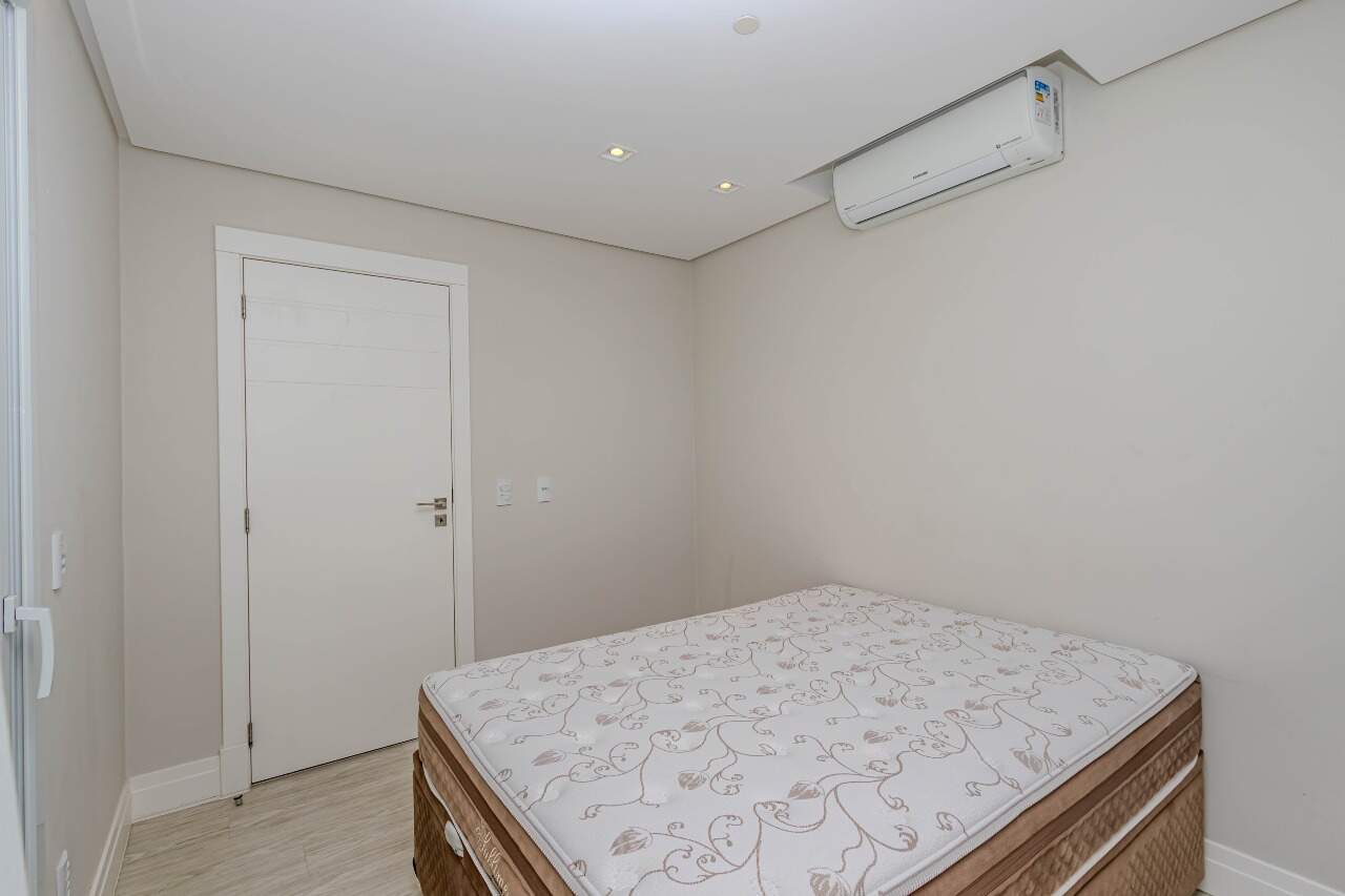 Apartamento diferenciado à venda no Pioneiros: 