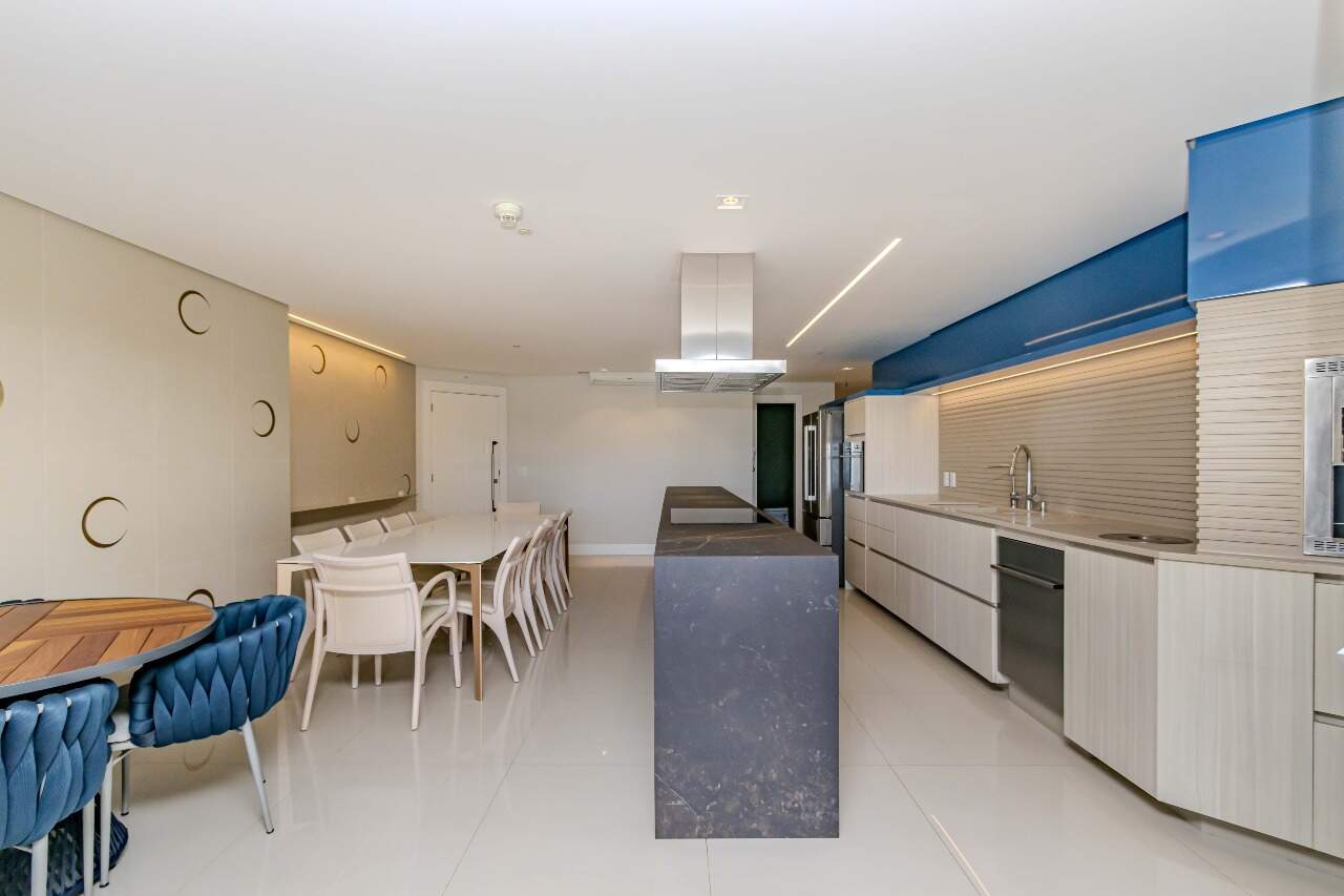 Apartamento diferenciado à venda no Pioneiros: 