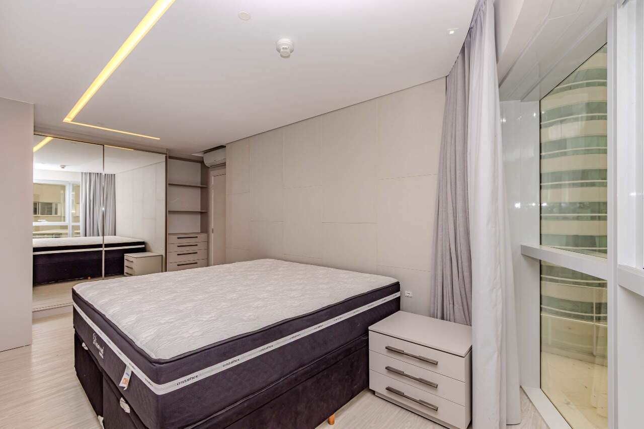 Apartamento diferenciado à venda no Pioneiros: 