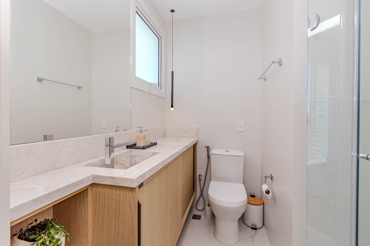 Apartamento à venda no Pioneiros: 