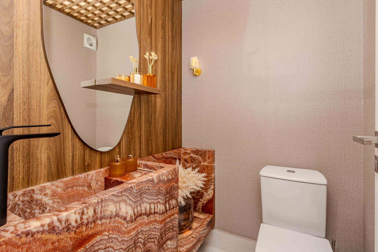 Apartamento à venda no Pioneiros: 