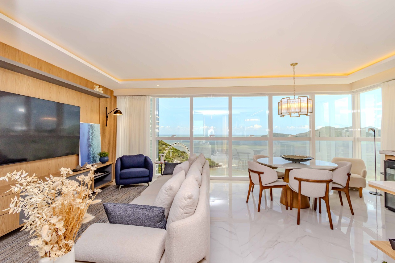 Apartamento à venda no Pioneiros: 