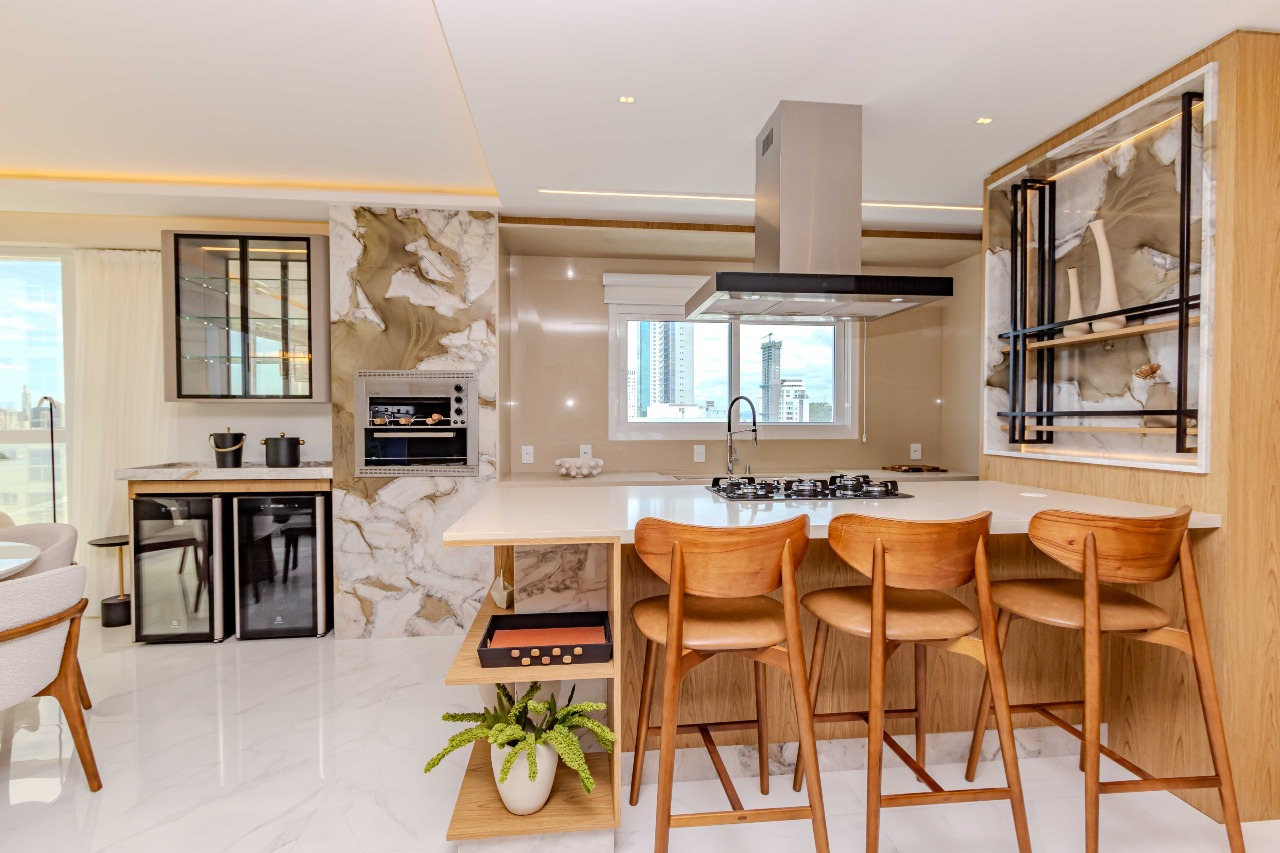 Apartamento à venda no Pioneiros: 