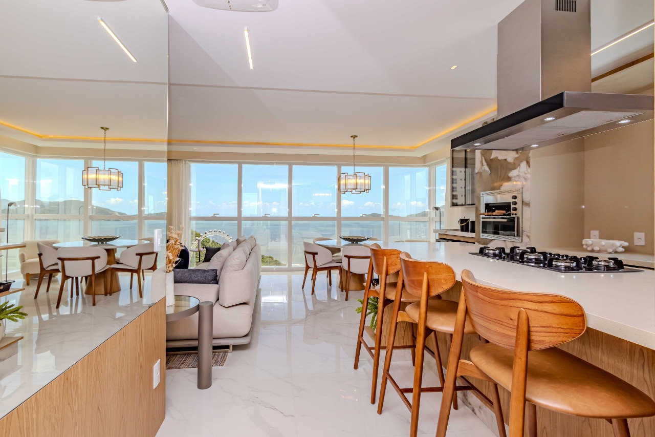 Apartamento à venda no Pioneiros: 