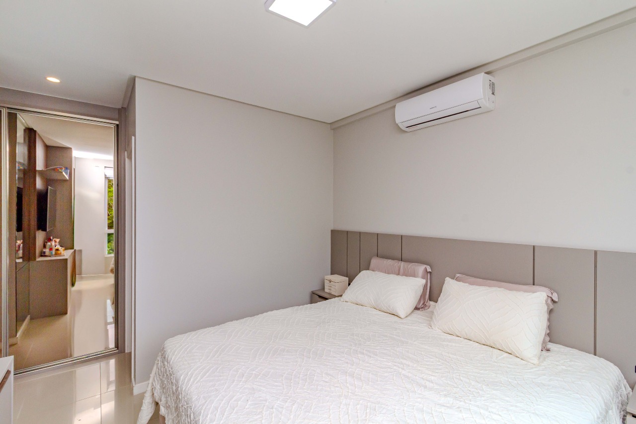 Apartamento à venda no Pioneiros: 