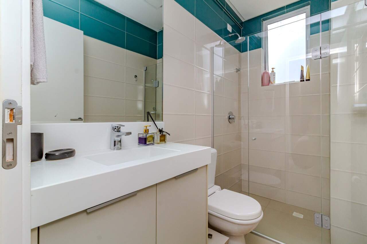 Apartamento à venda no Pioneiros: 