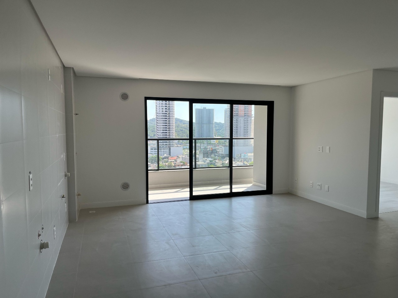 Apartamento à venda no Praia Brava: 