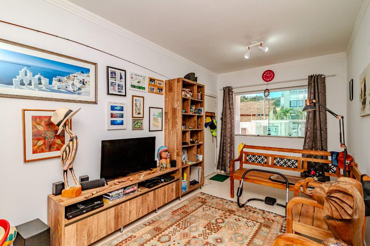Apartamento à venda no Praia dos Amores: 