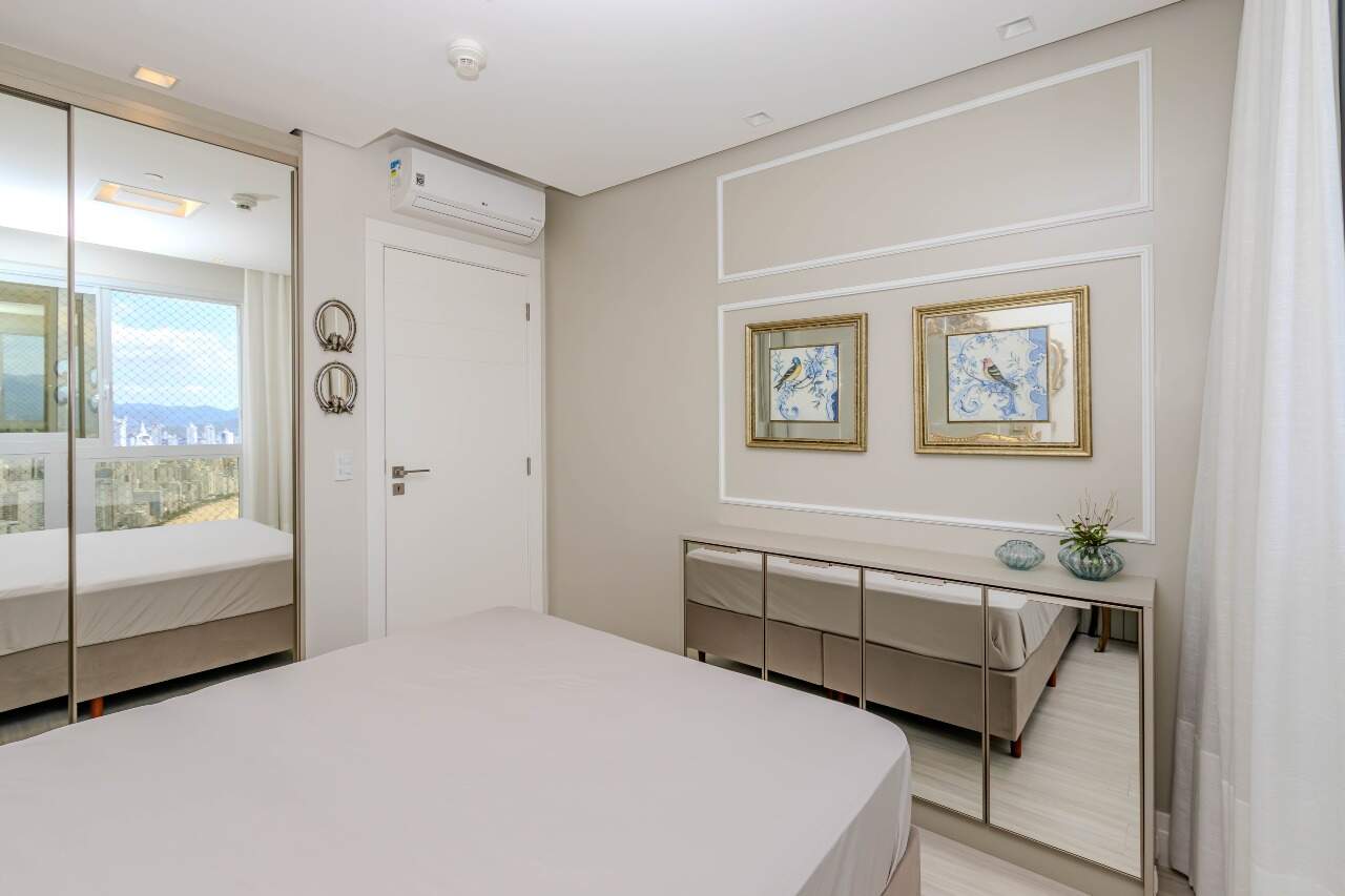 Apartamento à venda no Pioneiros: 