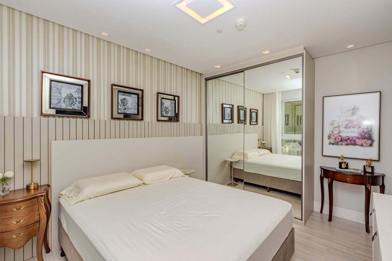 Apartamento à venda no Pioneiros: 