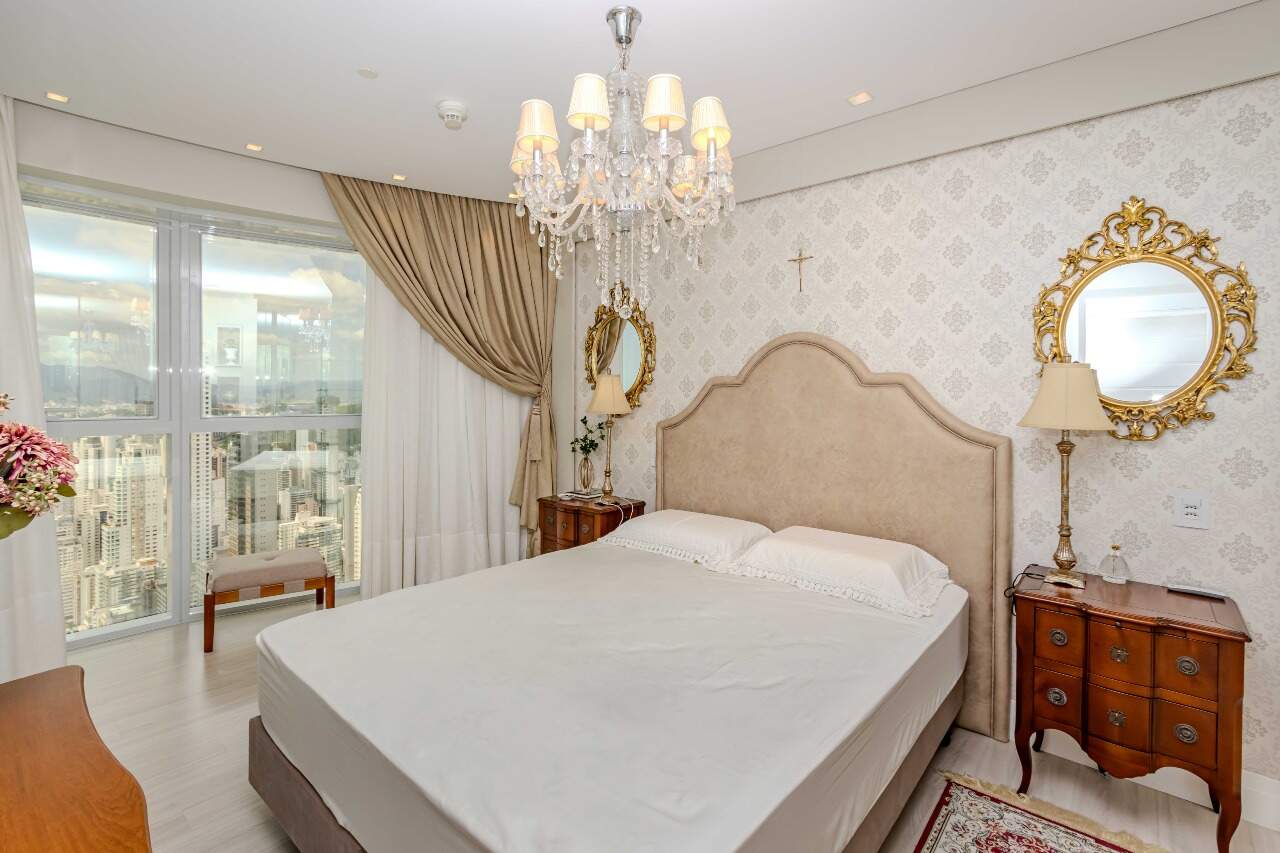 Apartamento à venda no Pioneiros: 