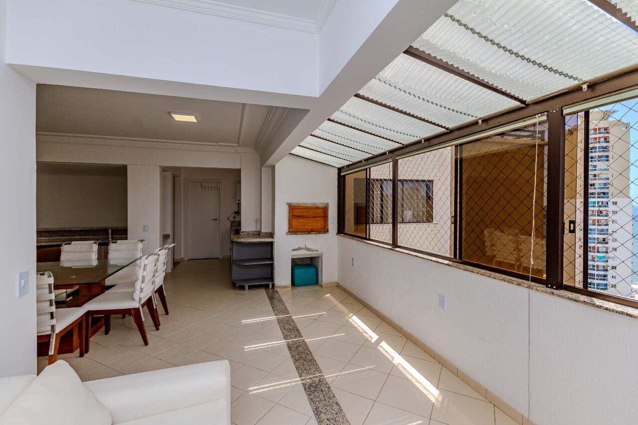 Cobertura para aluguel no Centro: 