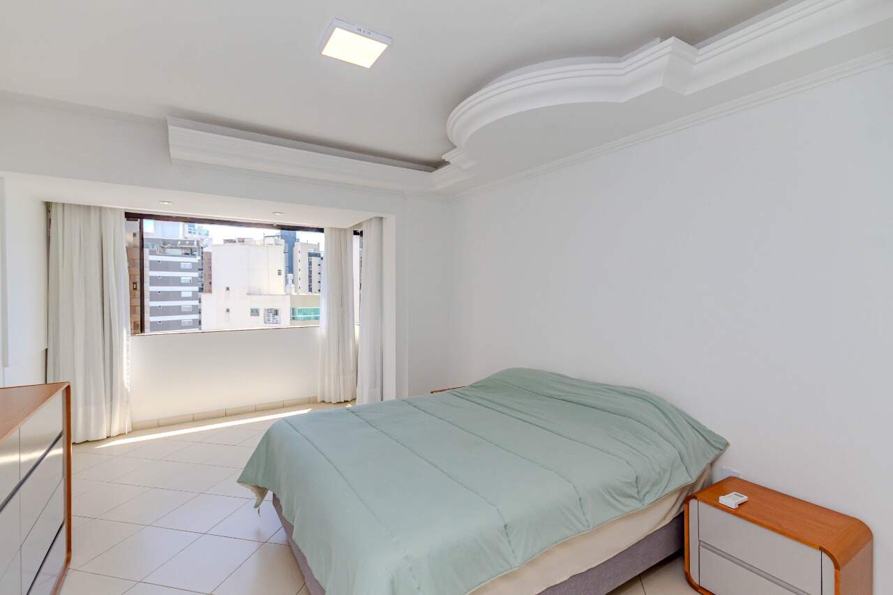 Cobertura para aluguel no Centro: 