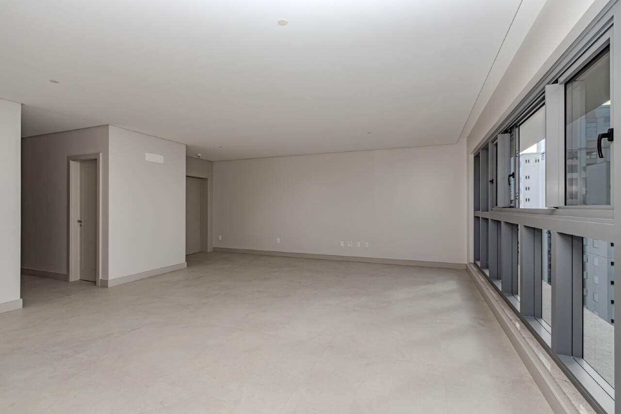 Apartamento à venda no Barra Sul: