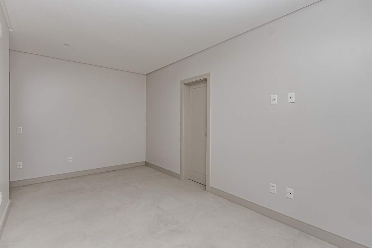 Apartamento à venda no Barra Sul: