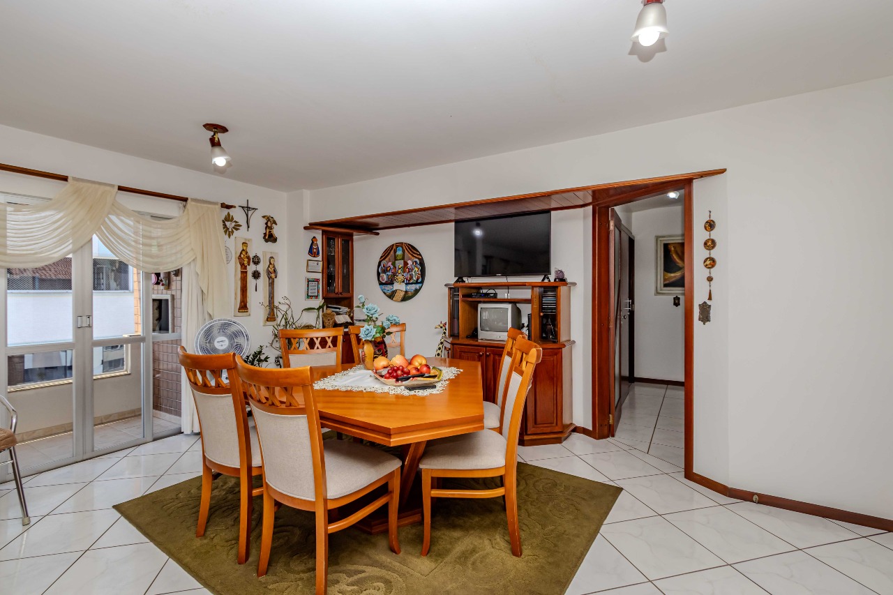 Cobertura à venda no Centro: 