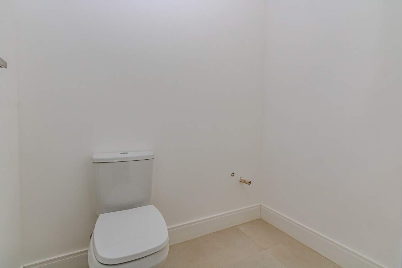 Apartamento diferenciado para aluguel no Cabeçudas: 