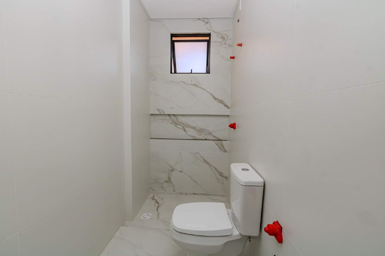 Apartamento diferenciado para aluguel no Cabeçudas: 