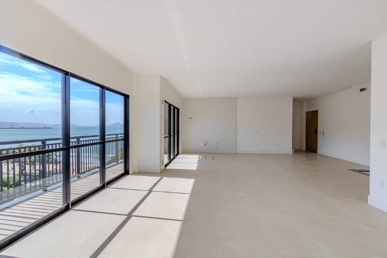 Apartamento para aluguel no Cabeçudas: 