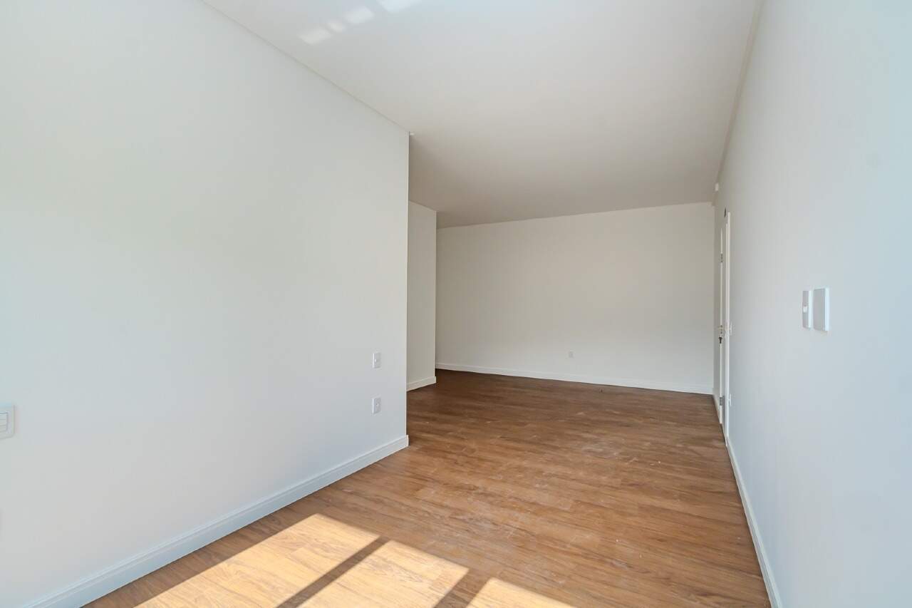Apartamento para aluguel no Cabeçudas: 