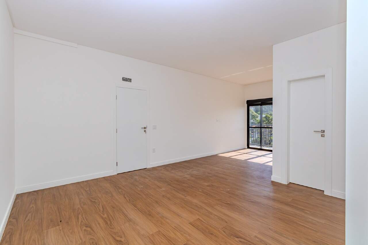 Apartamento para aluguel no Cabeçudas: 