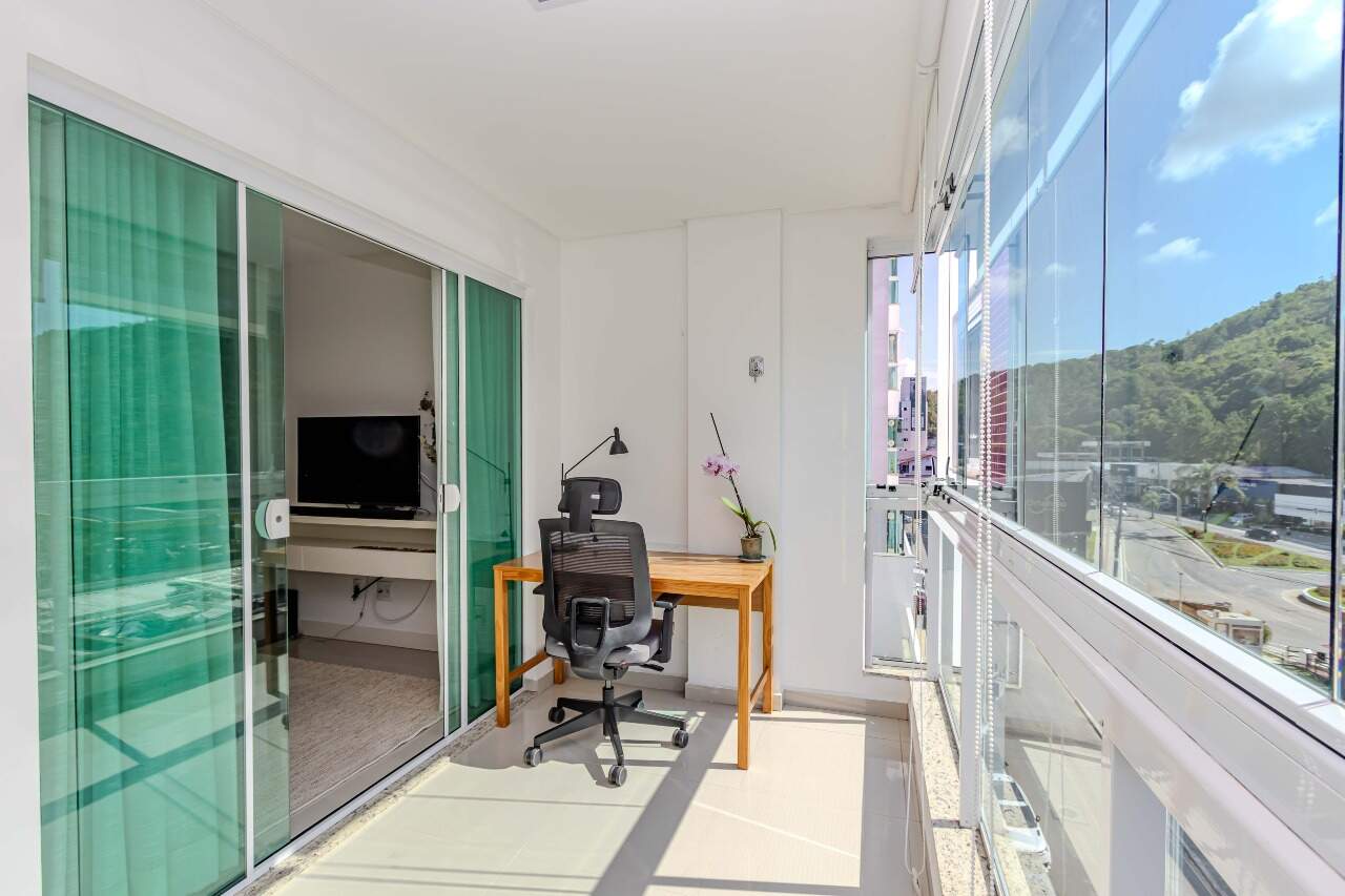 Apartamento à venda no Ariribá: 