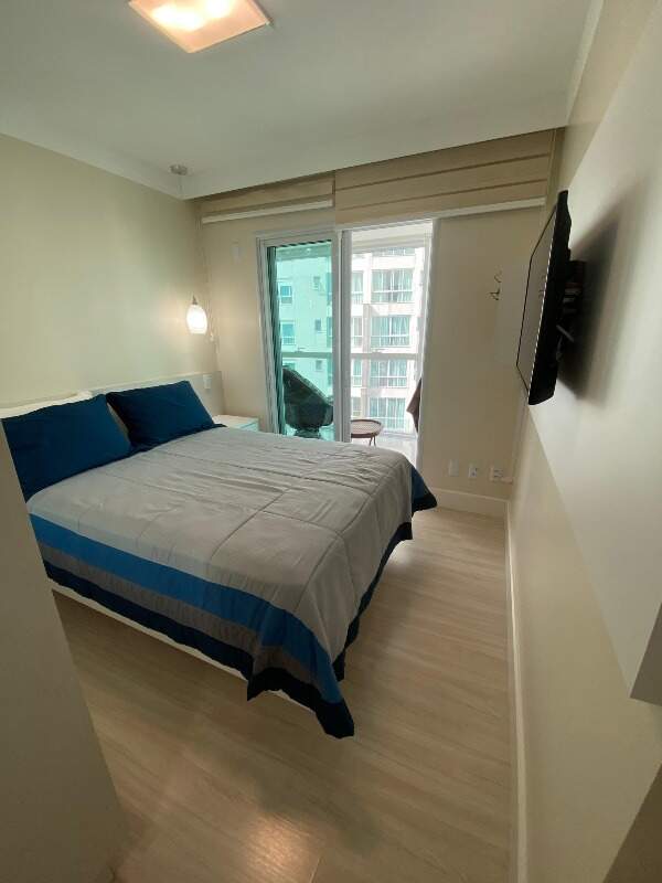 Apartamento à venda no Pioneiros: 