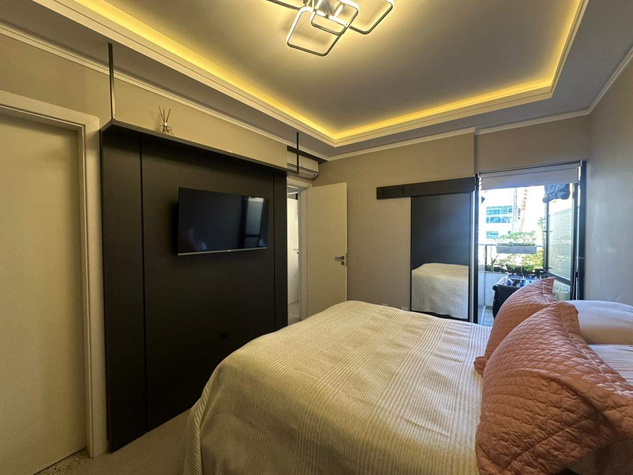 Apartamento diferenciado para aluguel no Praia dos Amores: 
