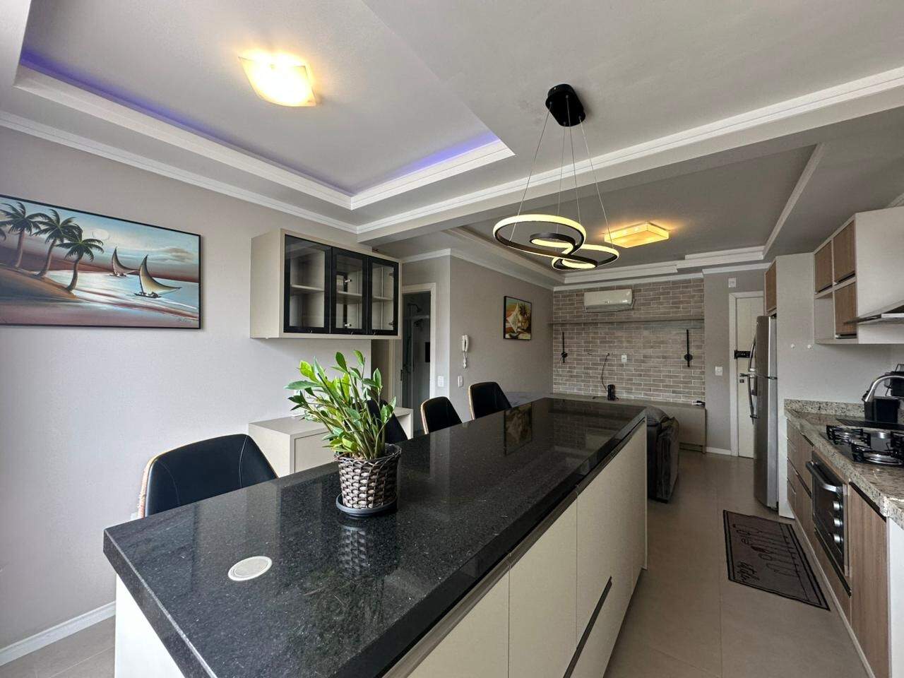 Apartamento diferenciado para aluguel no Praia dos Amores: 