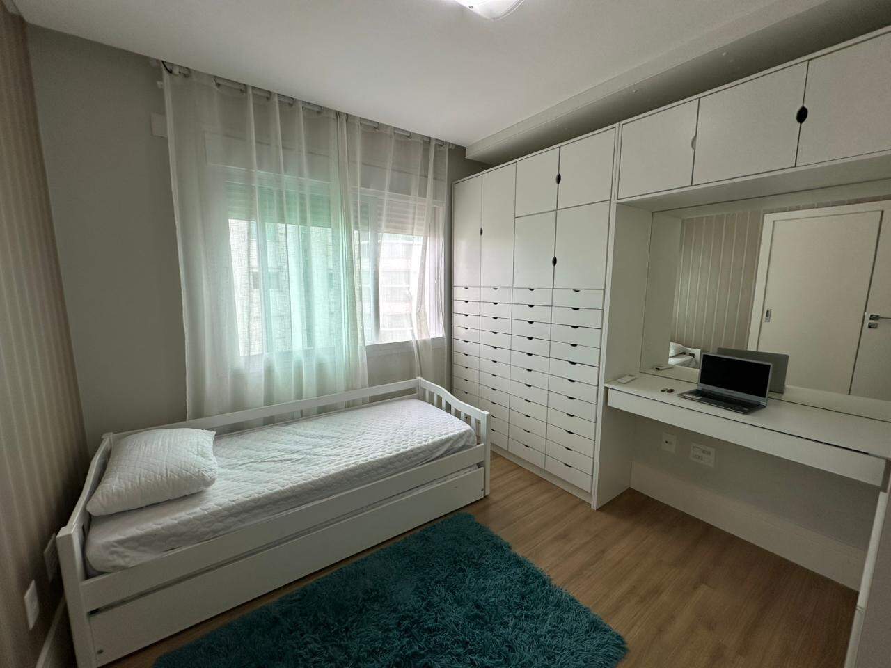 Apartamento para aluguel no Praia Brava: 