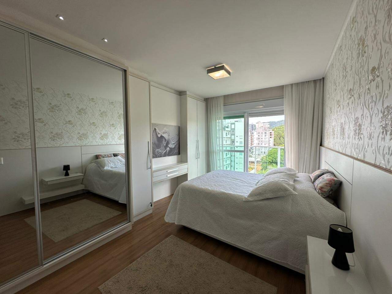 Apartamento para aluguel no Praia Brava: 