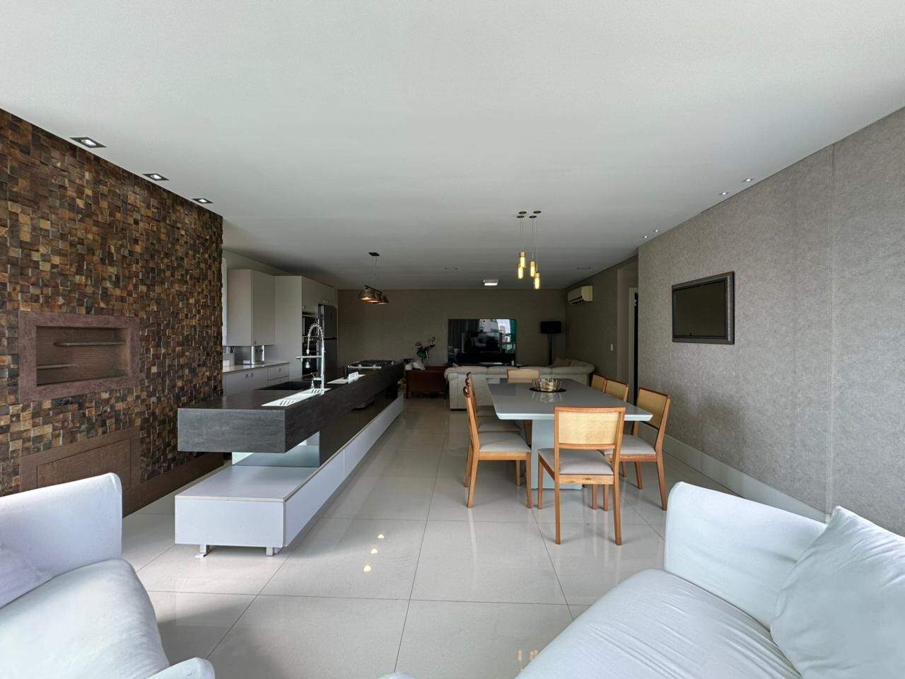 Apartamento para aluguel no Praia Brava: 