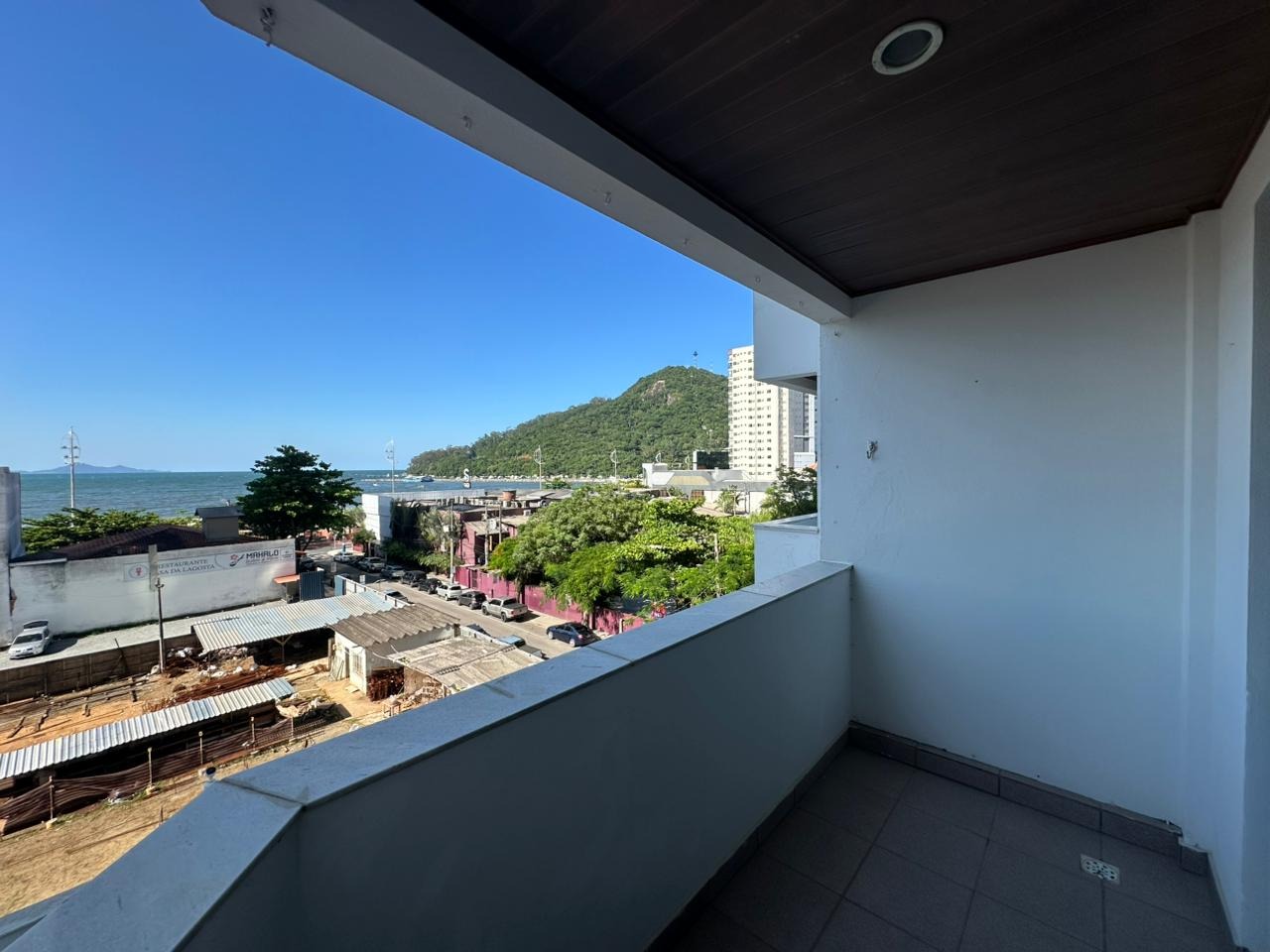 Apartamento para aluguel no Barra Sul: 