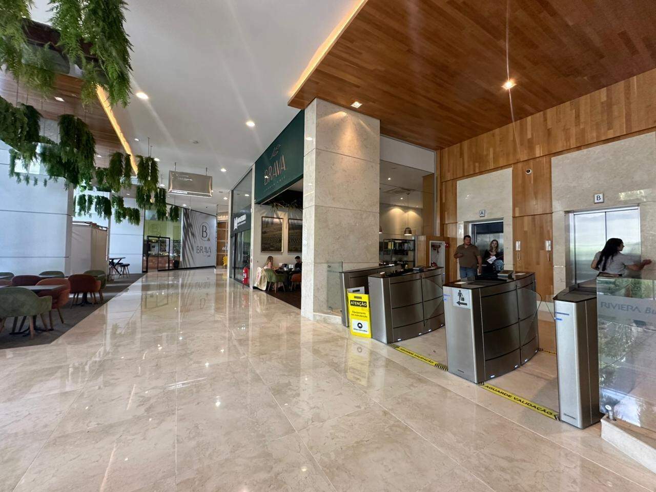 Sala Comercial para aluguel no Praia Brava: 