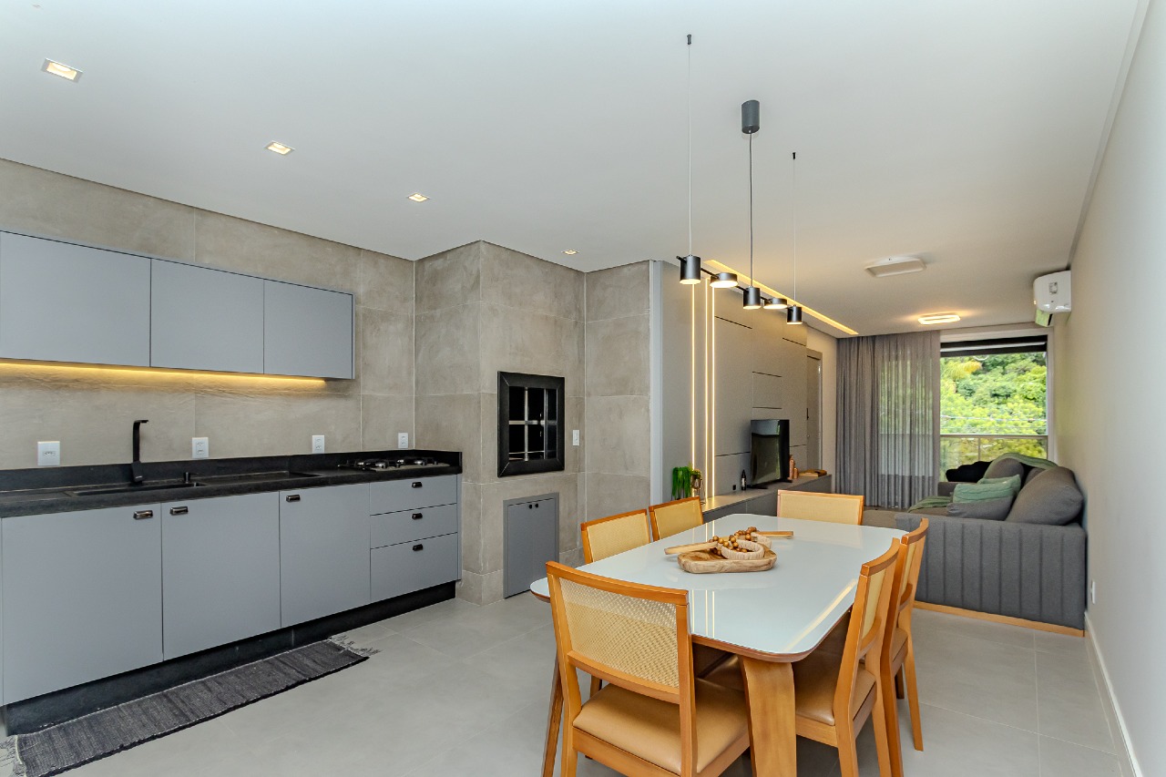 Apartamento para aluguel no Praia dos Amores: