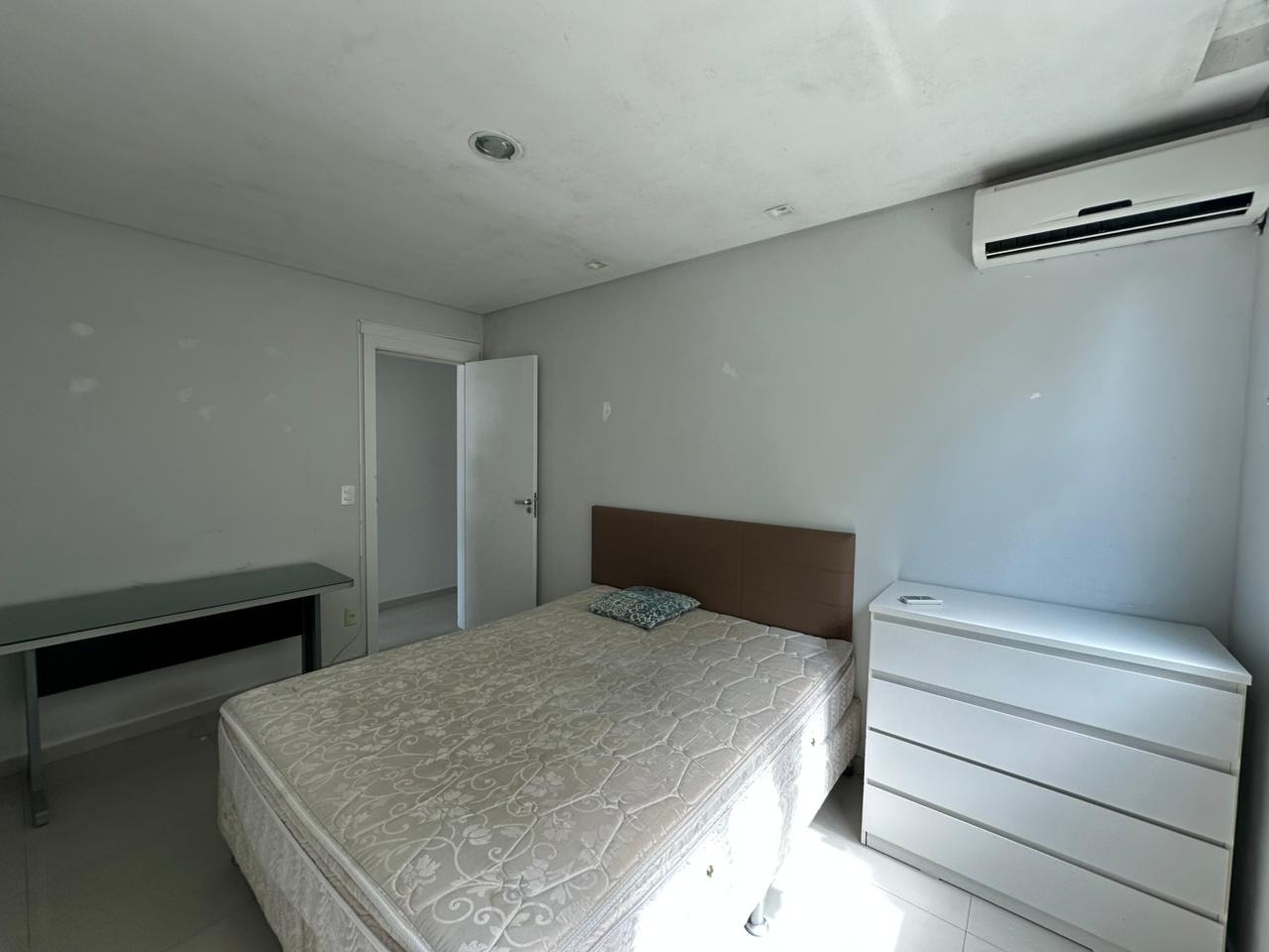 Apartamento para aluguel no Ariribá: 