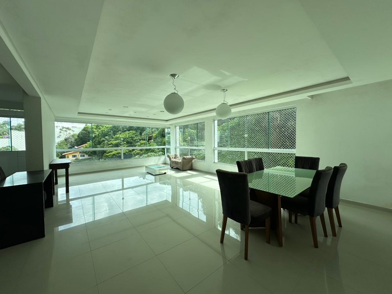 Apartamento para aluguel no Ariribá: 