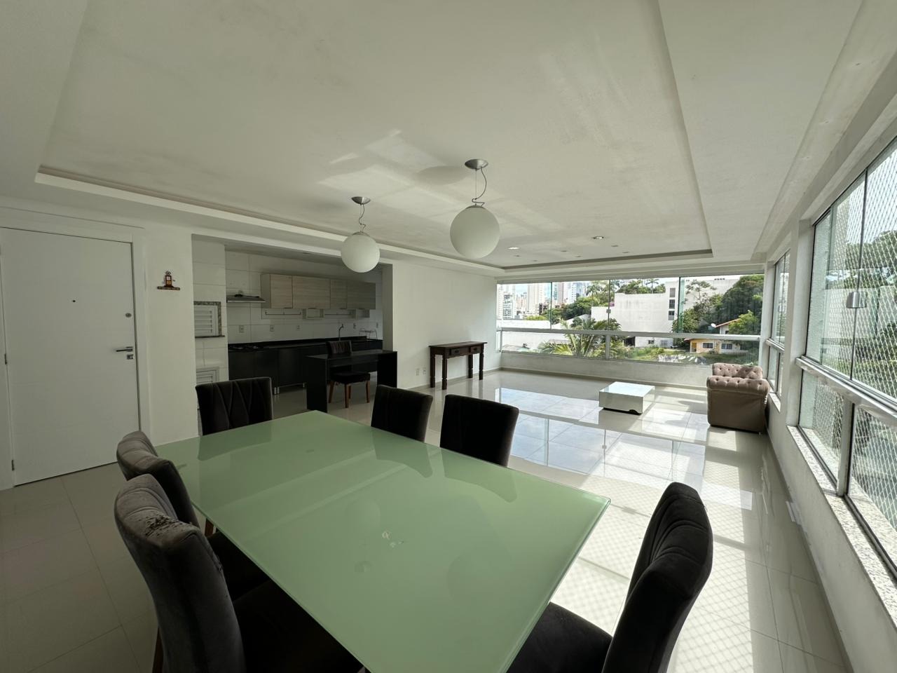 Apartamento para aluguel no Ariribá: 